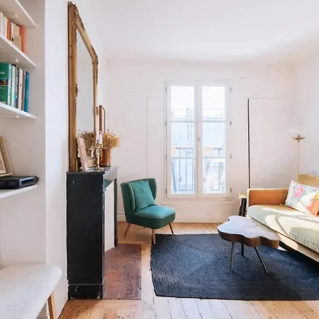 Ideally Located 2bd For 3 With Balcony&view París