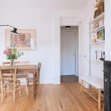 Ideally Located 2bd For 3 With Balcony&view Apartamento París